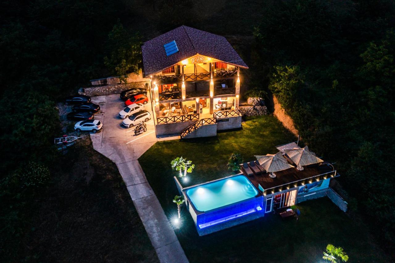 Rex Infinity View 4* Cazanele Dunarii Dubova Exteriör bild